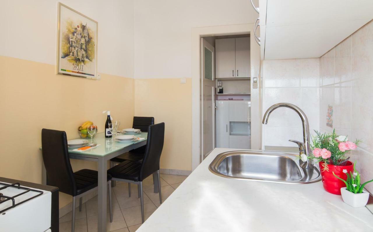 King'S View Apartment Spalato Esterno foto